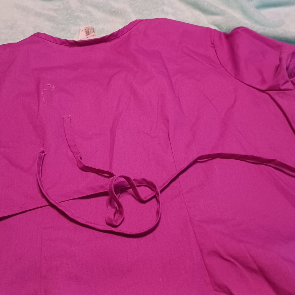 Top and bottom purple scrub - Picture 4 of 11